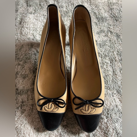 authentic CHANEL tan and Black kitten Heels - Picture 1 of 9